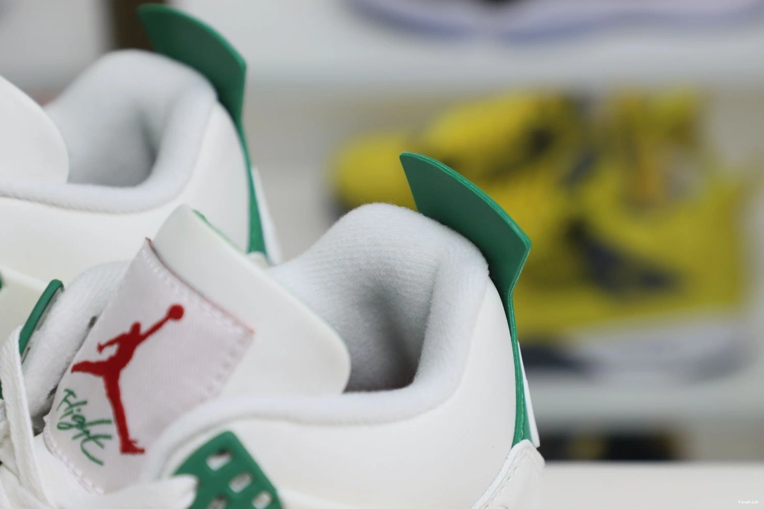 'PINE GREEN' RETRO SB NIKE X JORDAN 4 AIR 0224